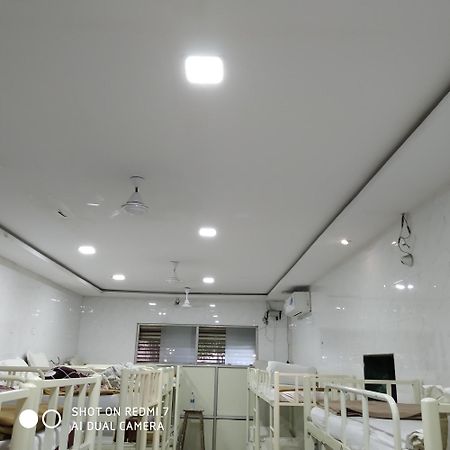 Star Dormitory Bombaj Zewnętrze zdjęcie