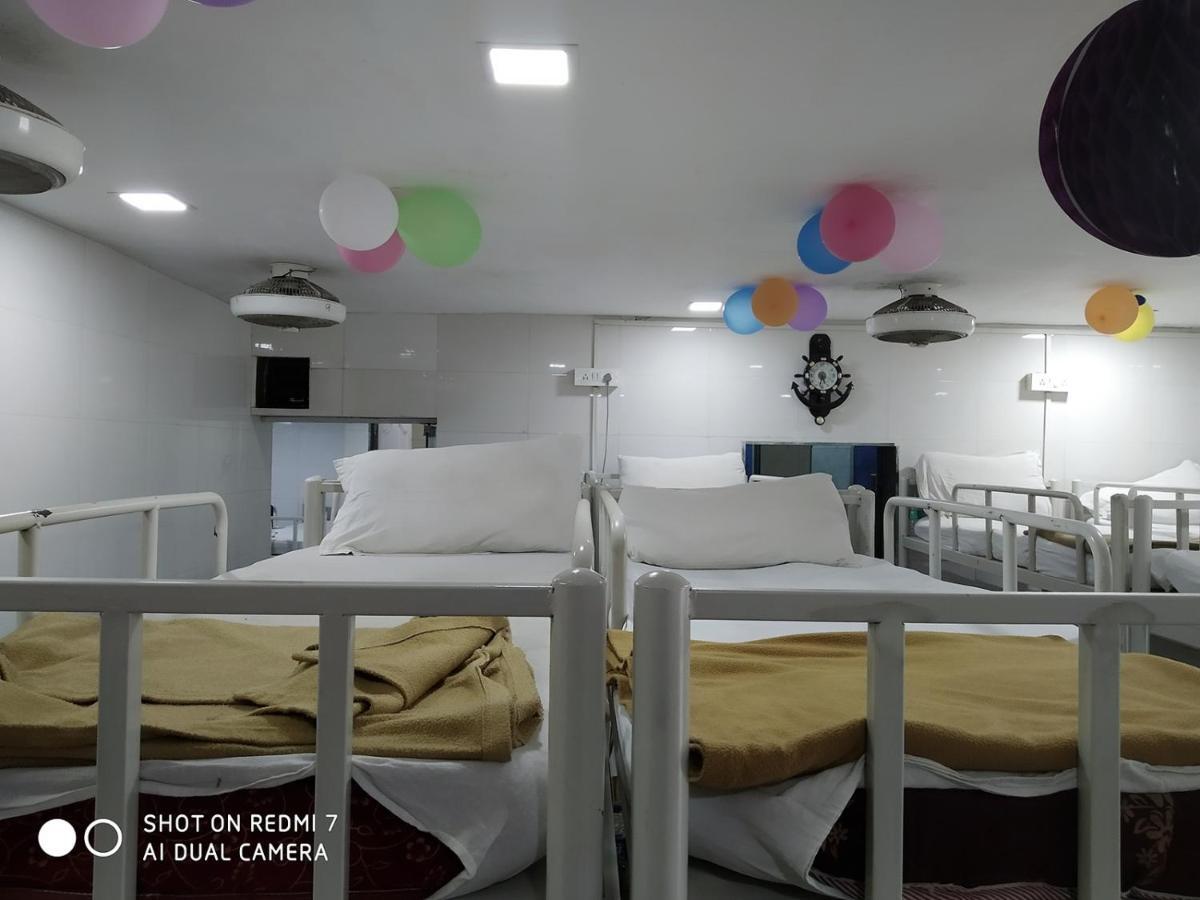 Star Dormitory Bombaj Zewnętrze zdjęcie