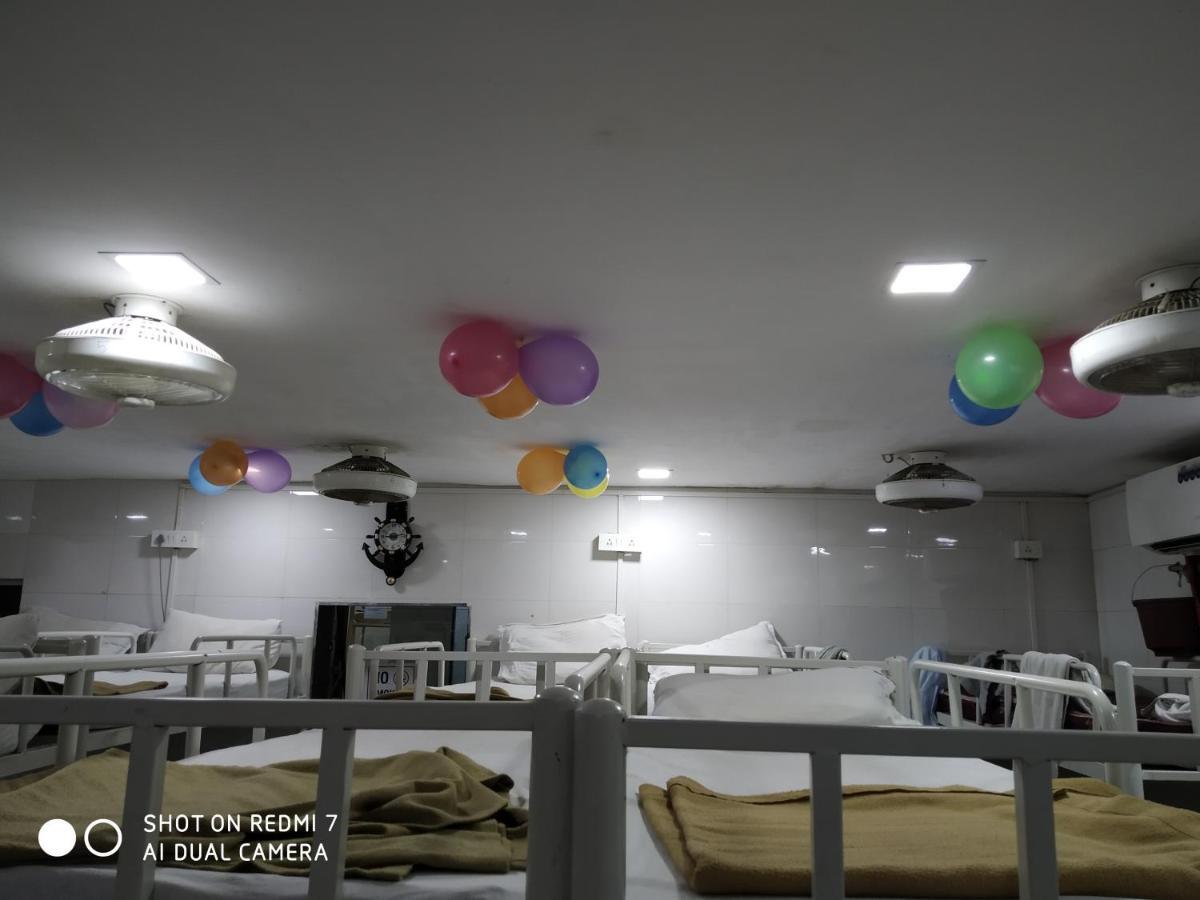 Star Dormitory Bombaj Zewnętrze zdjęcie