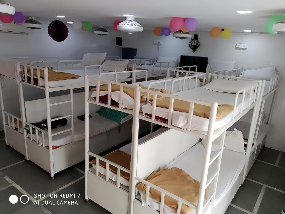 Star Dormitory Bombaj Zewnętrze zdjęcie